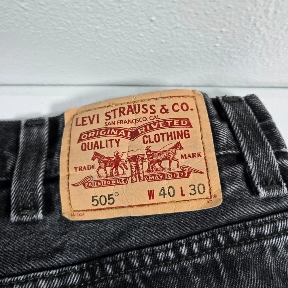 Levis 505 Regular Fit Mens Black Faded Straight‎ Leg Denim Jeans 40x30 13297